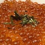 楽観 - イクラ丼アップ