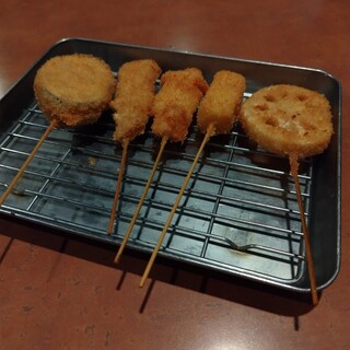 炭焼串・串揚げ きんぎょ_1