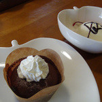Kafeso Rashido - ケーキ&アイス ほどよい甘味のチョコケーキ