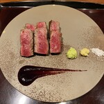 鉄板焼き いわ倉 - 主人は塩、私はソースが気に入りました。