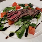 オステリア・カポ・エジリオ - 黒毛和牛赤身のカットレアステーキ