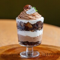 栗とコーヒーゼリーのモンブランパフェ