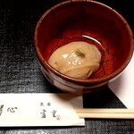 旬味 鮮心 魚屋 富重 - 料理写真:ごあいさつの名物胡麻豆腐‥