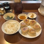 でっかい餃子 曽さんの店 代々木店 - 