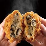 牡蠣屋フライ亭 - 「爆弾カキフライ」700円。