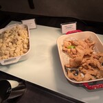 TAOYA - ジャーマンポテト　那須どり胸肉の自家製唐揚げ