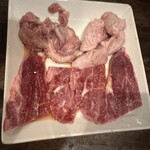 炭火焼肉ホルモン 美濃や - 