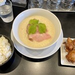 ラーメン ニューヨーク ニューヨーク - 
