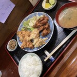 めんどり屋 - 三色唐揚げ定食千円チャーシュー