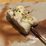 かしわ屋 こばやし - かしわ　岡山県産　ニラのソースで召し上がれ