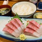 味処あさみ - 料理写真:カンパチ刺身定食2500円