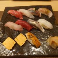 銀座すし嘉 - 寿司10貫