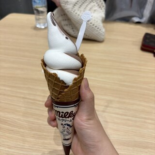 口コミ一覧 : milky70 since1951 アクアシティお台場店 （ミルキーナナ