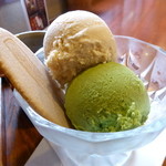 甘味カフェ 茶ゆ - 米沢茶店の抹茶＋珠洲大浜きなこ　アイス