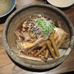 和心 こざる - 鯛のあらとごぼうの煮つけ