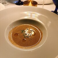 MAIN DINING by THE HOUSE OF PACIFIC - 六甲マッシュルームのポタージュ