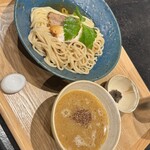 なにわ麺次郎 雅 - 高坂カプチーノつけ麺