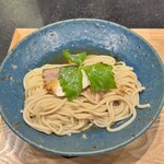 なにわ麺次郎 雅 - 松茸昆布水に浸かった合盛り麺