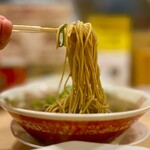 ラーメンか!チャーハンか! - 醤油ラーメン(黒) 990円