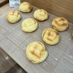 たてしな自由農園 - メロンパン