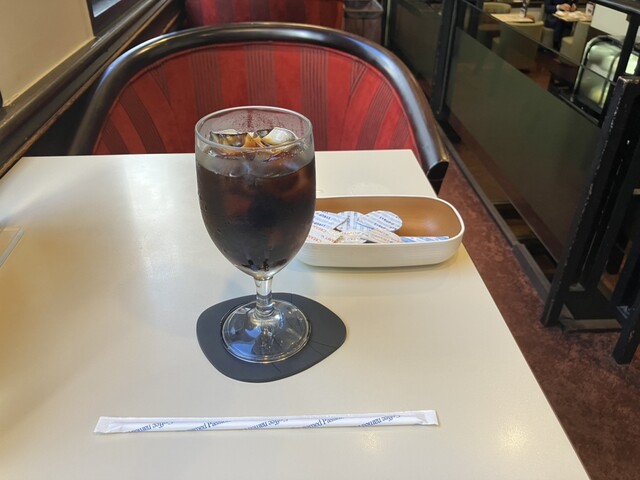 Kissa Shitsu Renoir Shinjuku Nishiguchi Ekimae Ten photo 2