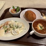 ロシア・ジョージア料理 ハチャプリ - 