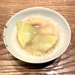 一平飯店 - 赤茄子と腐乳の炒め煮
