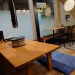 Farm Dining MOCO - 内観