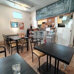 ナルミ・キッチン - 店内