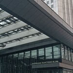 スターバックス・コーヒー - 近くの高層ビル ①