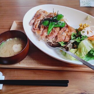 cafe やどり木_0