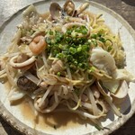 海沿いの キコリ食堂 - 