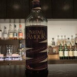 bar.comptoir - ブルームーンに使用のバイオレットリキュール、パルフェタムール✨