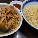 中華そば べんてん - つけ麺あつもり、メンマチャーシュー少なめ、生玉子、辛味別皿、ビール