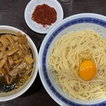 中華そば べんてん - つけ麺あつもり、メンマチャーシュー少なめ、生玉子、辛味別皿、ビール