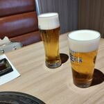 近江うし 焼肉 にくTATSU - ビールで乾杯