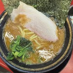 豚骨醤油ラーメン 王道家 柏店 - 