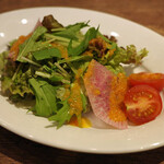 シチリアの朝市 - ランチのサラダ