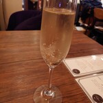 ビストロ プチ - 泡