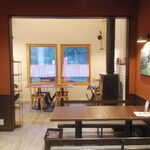 足羽山 ATARASHIYA - 店内