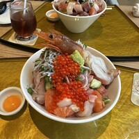 いわ志 本店 - 中盛(ご飯300g+海鮮500g)