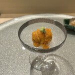 鮨 極 - 軍艦巻きの2倍は入ってますウニ！2段ウニタワー