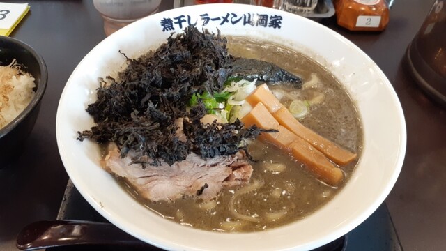 煮干しラーメン山岡家 弘前店（YAMAOKAYA） - 弘前東高前（ラーメン）の写真