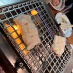 ホルモン屋 だん はなれ 新橋3号店 - ホルモン(大腸)。プリップリひと皿でしっかり量があって満足