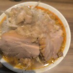 らーめん菊 - 醤油柑覇1450円　ニンニク少し野菜脂