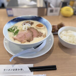 ラーメンは飲み物です。 - 