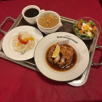 ビストロ とんかつ