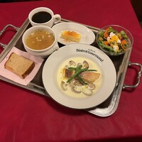 魚料理  真鯛とあさりクリームスープ
