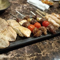 馬刺しと焼き鳥 グルマン三年坂 - 