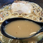 大砲ラーメン - 超超濃厚とんこつ